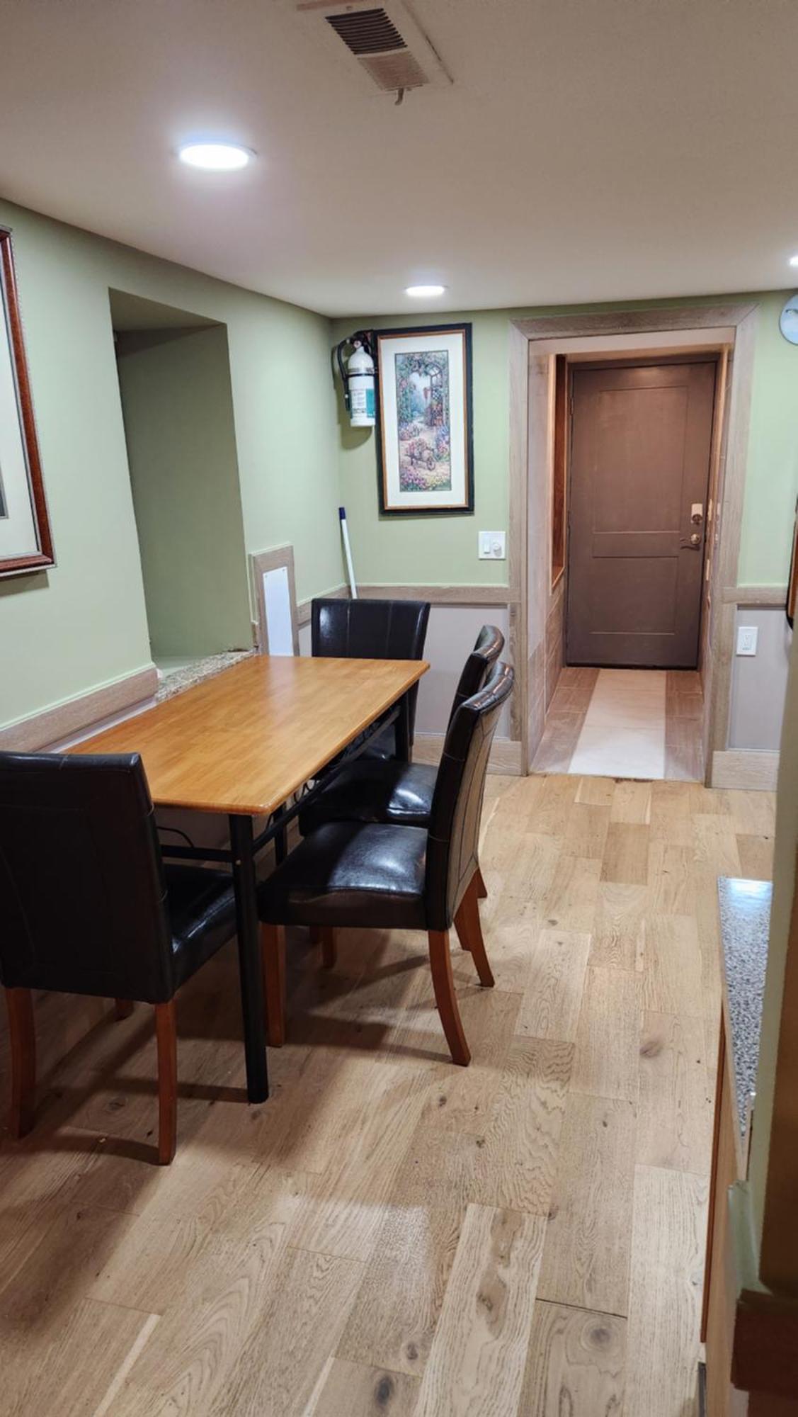 Two Bedroom Few Blocks From The Beach And Tropicana Casino Atlantic City Esterno foto