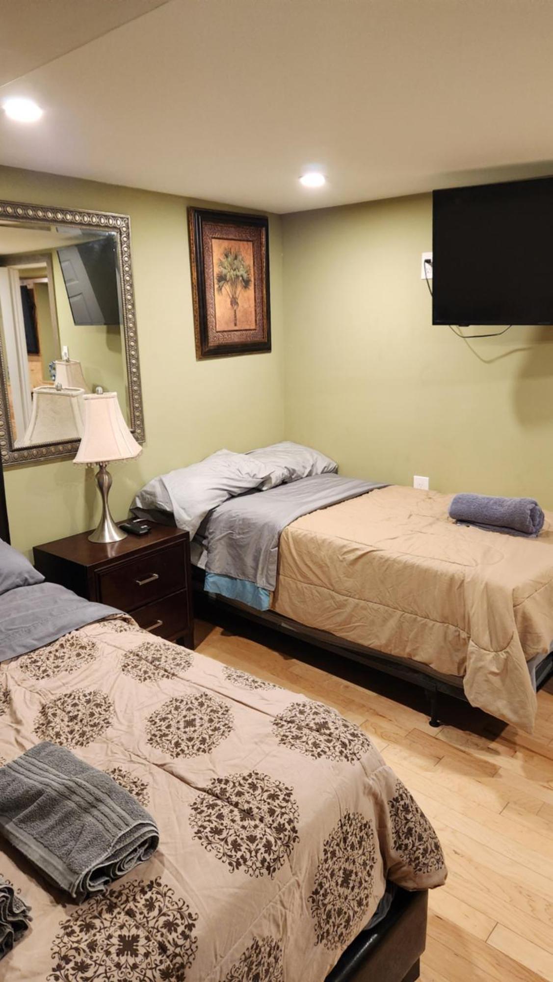 Two Bedroom Few Blocks From The Beach And Tropicana Casino Atlantic City Esterno foto
