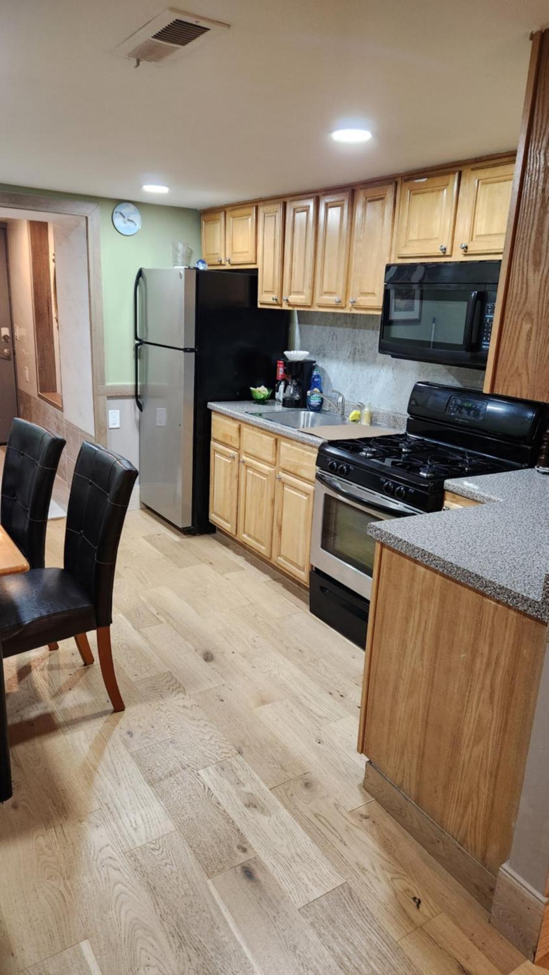 Two Bedroom Few Blocks From The Beach And Tropicana Casino Atlantic City Esterno foto